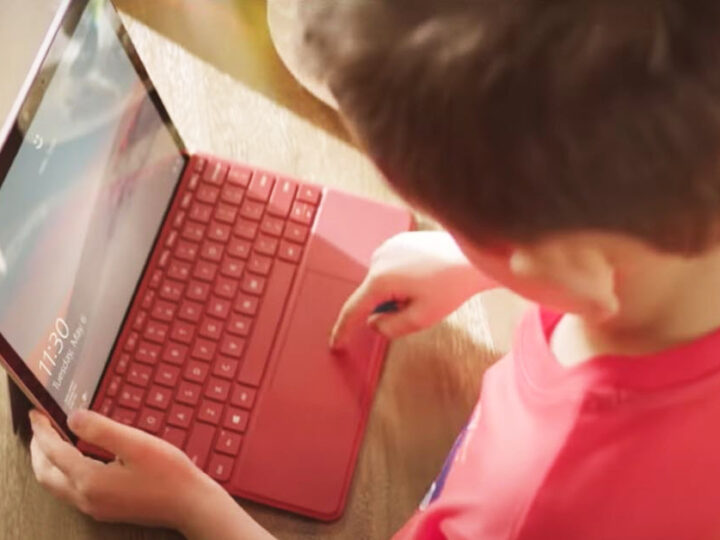 26 โรงเรียนในญี่ปุ่น สนับสนุน เรียนออนไลน์ แจกแท็บเล็ต Surface Go 2